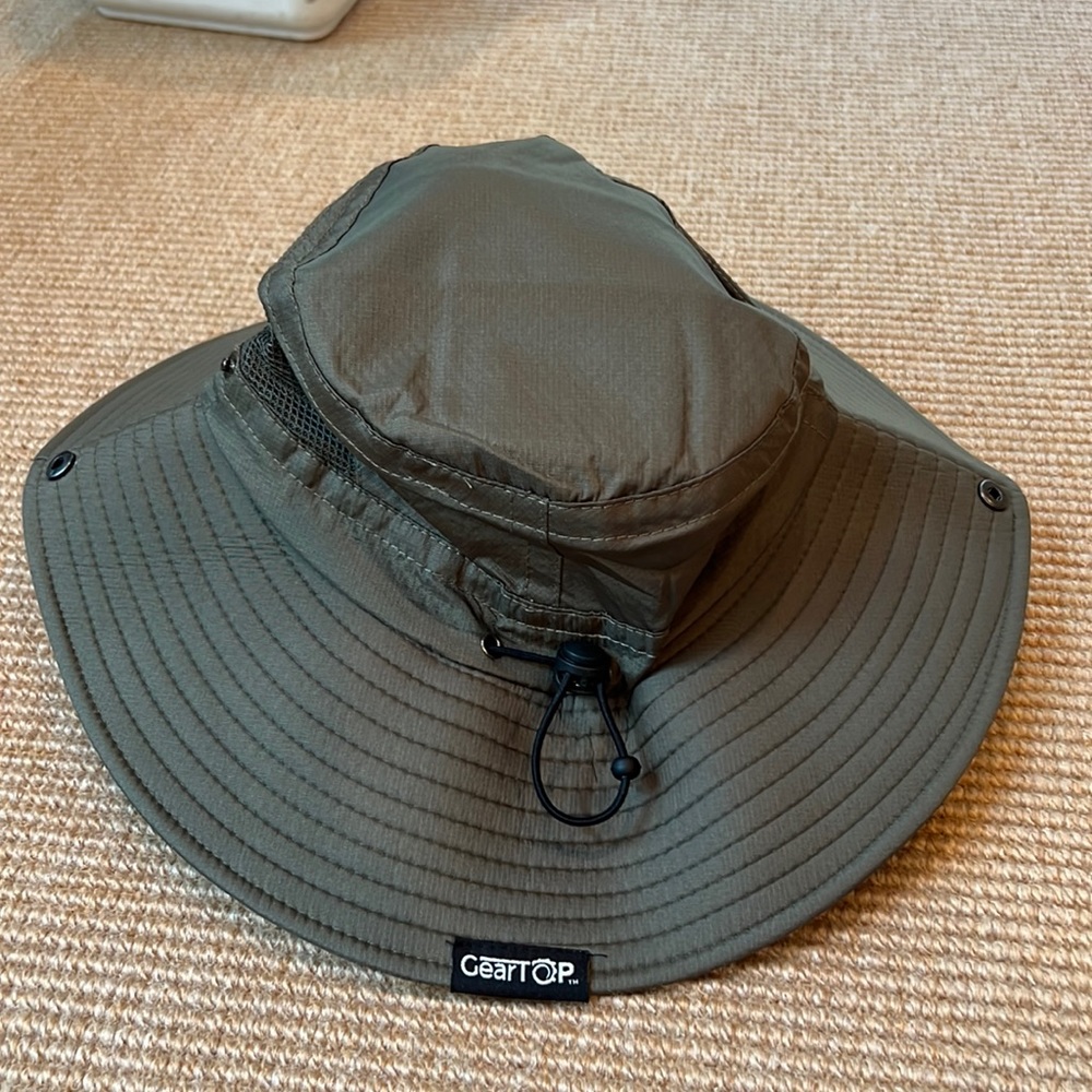 NWOT GearTop UPF 50+ Sunhat Army Green